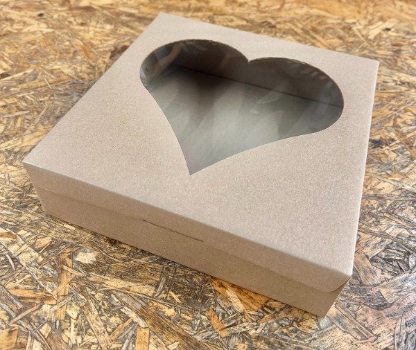 Producto - BOX MICRO KRAFT VISOR CORAZON -COD. 1140 medida 24x7x24