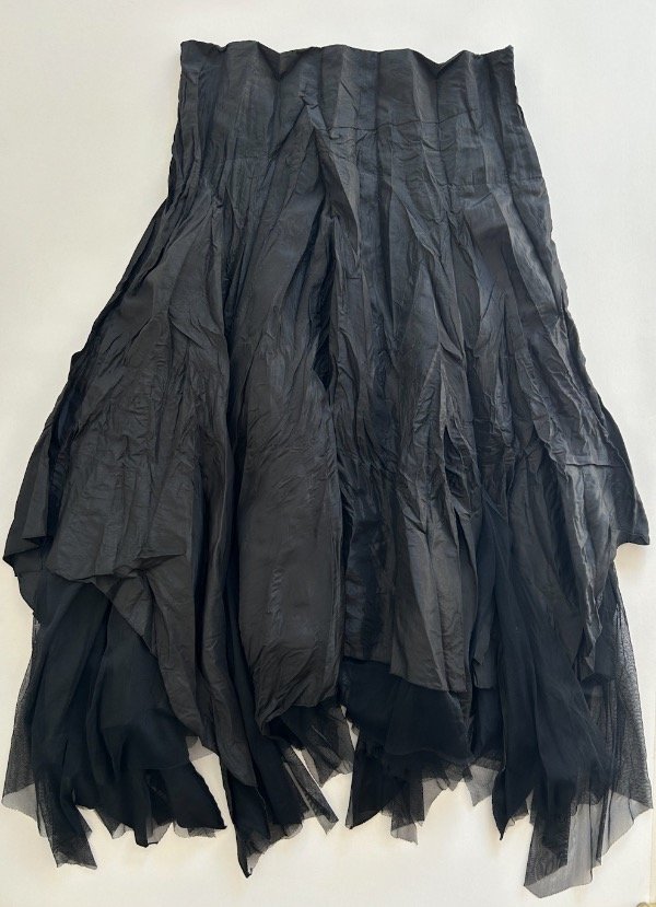 Producto - maxi pollera negra