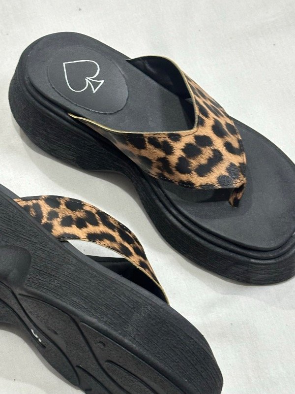Producto - Ojotas SAINT JOHN nuevas T35 - 1