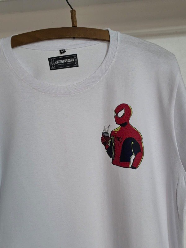 Producto - Remera "spiderman mate" talle adulto