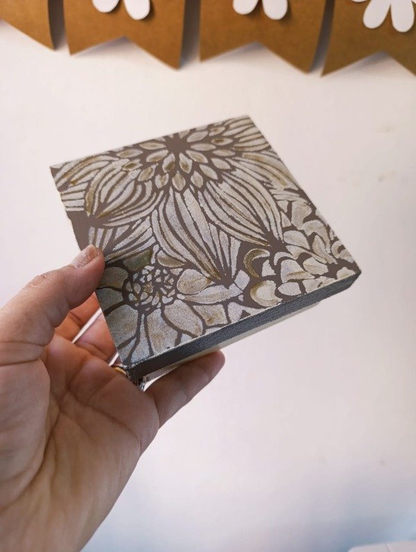 Producto - CAJA DECORADA CALIDA 2 - 1