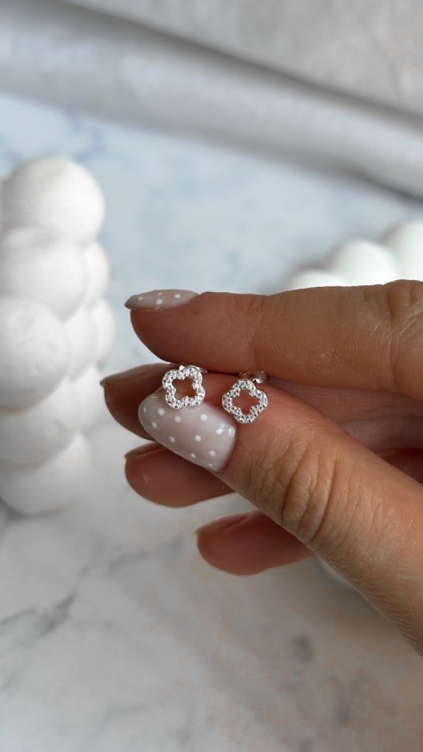 Producto - Pasantes Van Cleef calados (par)