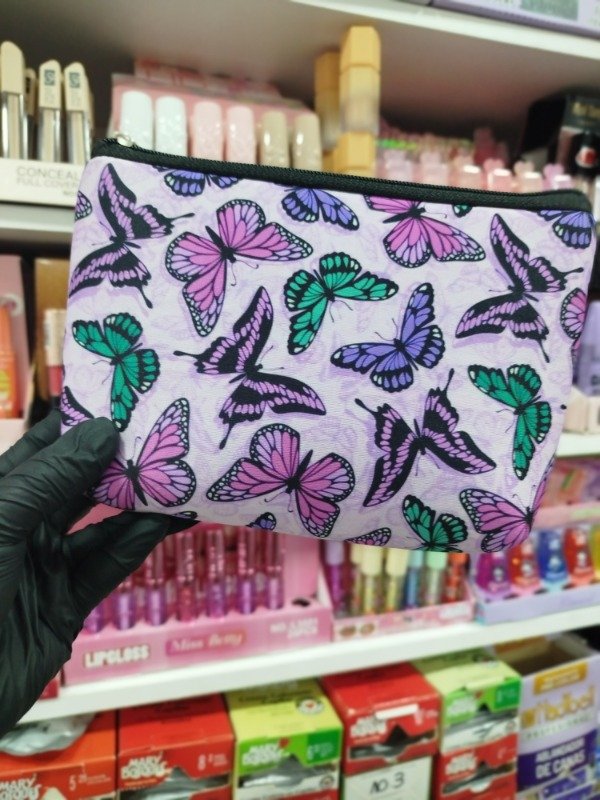 Producto - Necesere grande 20x15 mariposa