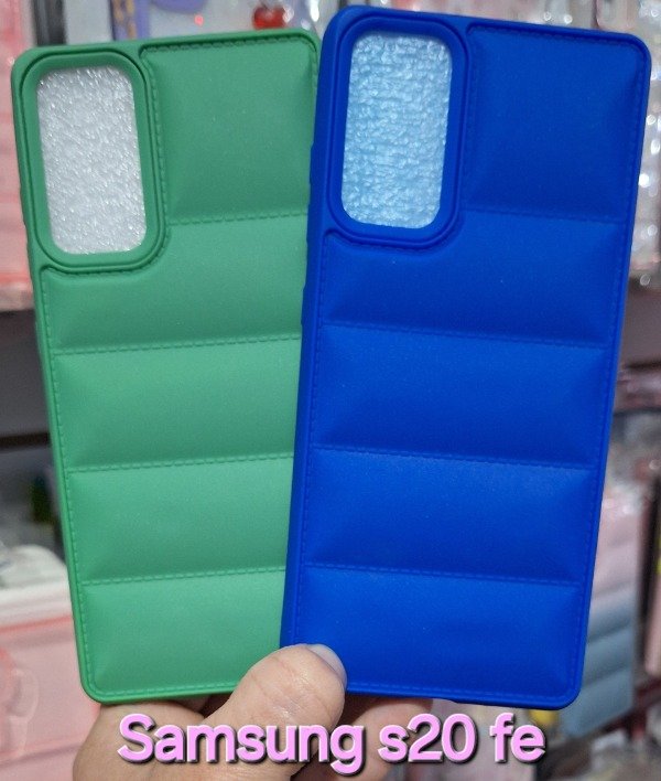 Producto - Fundas puffer. Samsung s20 fe