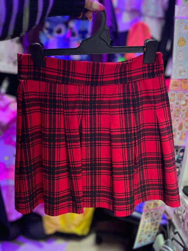 Producto - Pollera tableada roja con negro