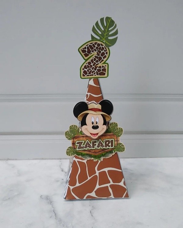 Producto - Pirámide decorativa 3D