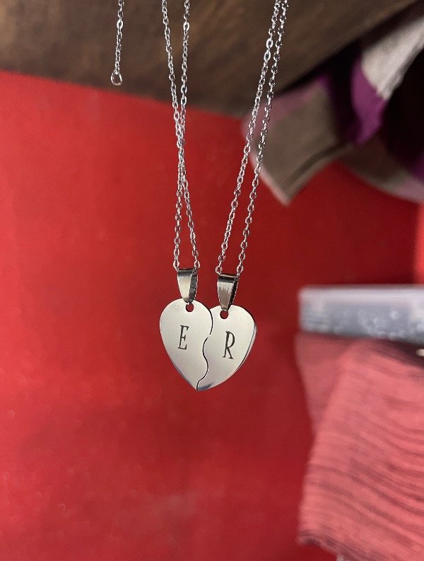 Producto - Par De Collares Heart: Grabados