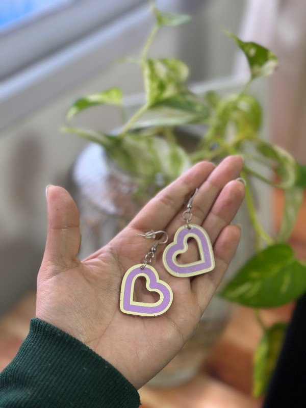 Producto - Aros corazón violeta