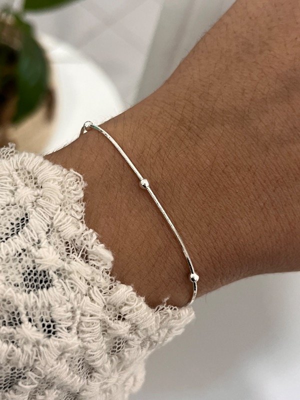 Producto - Pulsera colita de ratón con bolitas