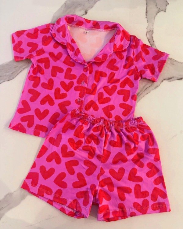 Producto - Pijama camisero de niño - Magenta con corazones