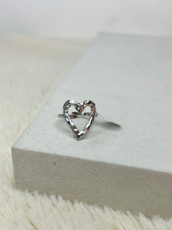 Producto - Anillo heart acero quirurgico regulable