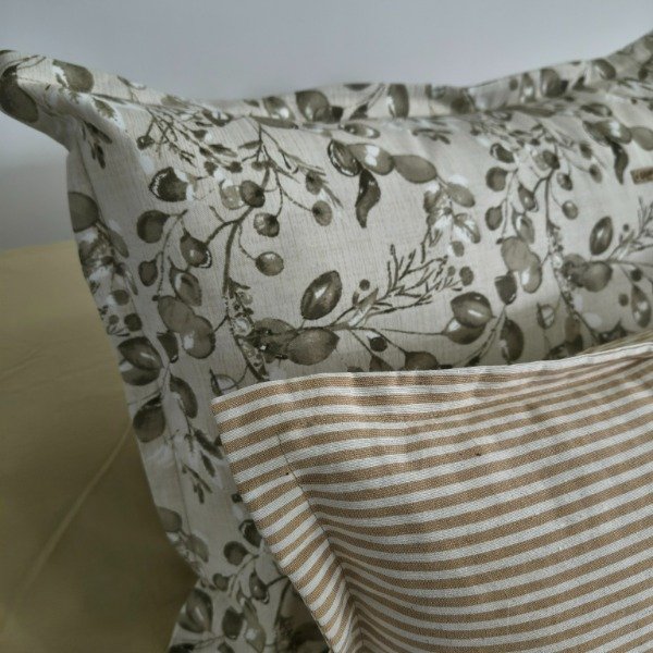 Producto - Combo x4 Almohadones - 50x60 Flores + 40x50 Crudo con Beige - Tela Tusor - 2