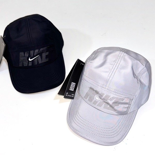 Producto - NIKE V deportiva impermeable