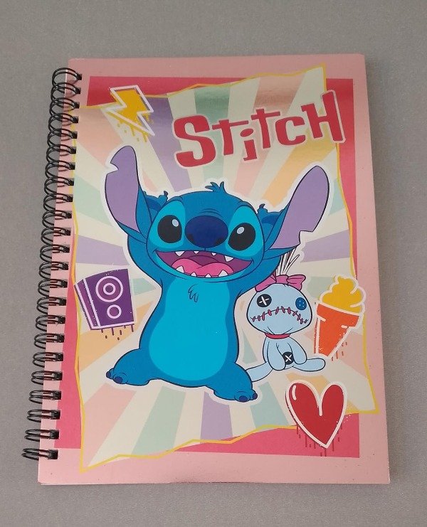 Producto - Cuaderno A5 de Stitch. Metalizado. Tapa blanda.