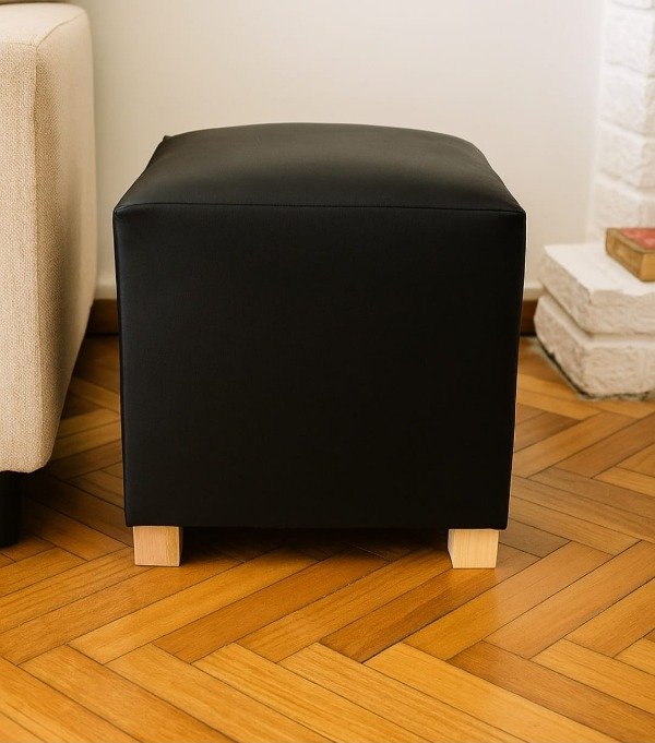 Producto - PUFF CUBO  CON PATAS DE MADERA