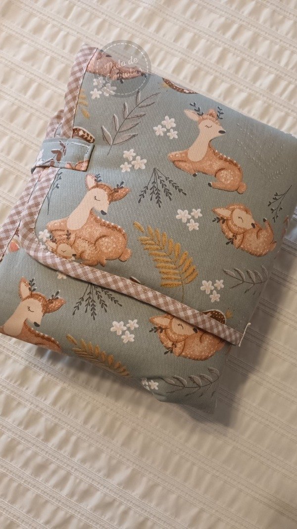 Producto - CAMBIADOR PARA BEBES CON INTERIOR IMPERMEABLE "BOSQUE ENCANTADO"