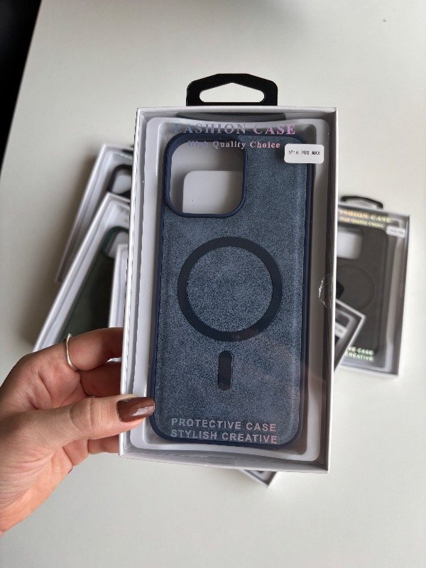 Producto - FUNDA CUERO MAGSAFE IP 16 PRO MAX