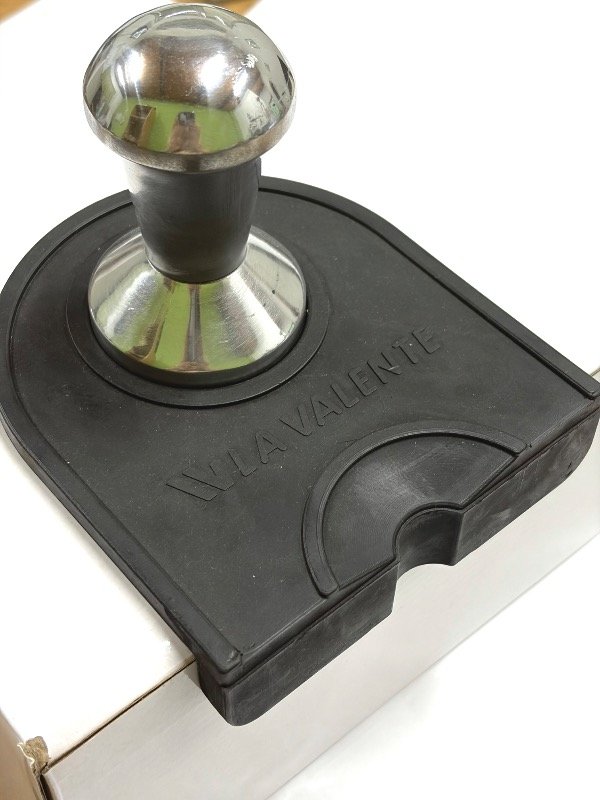 Producto - Tamper + goma marca la valente