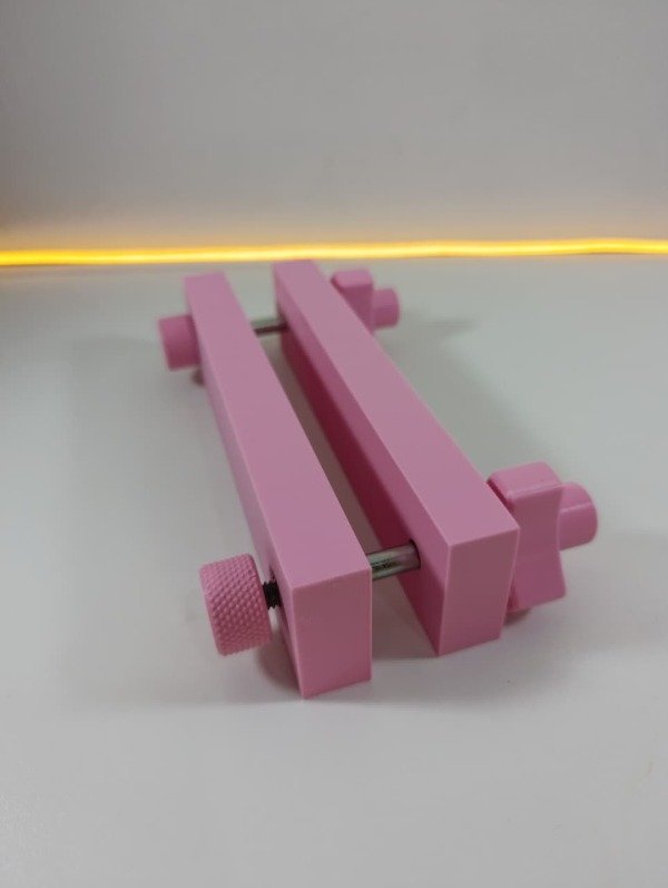 Producto - Prensa Resistente para Scrapbooking y Encuadernación