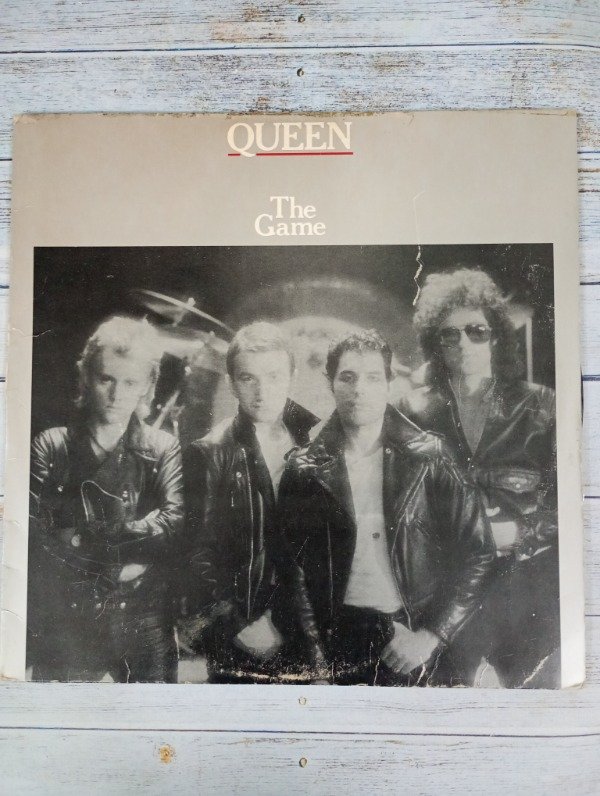 Producto - Queen The Game