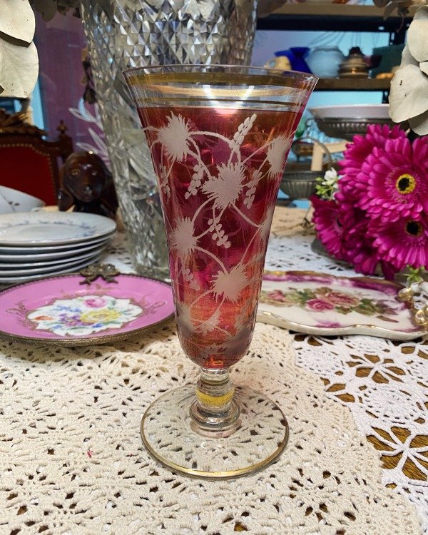 Producto - Florero De Cristal En bordo Y Dorado