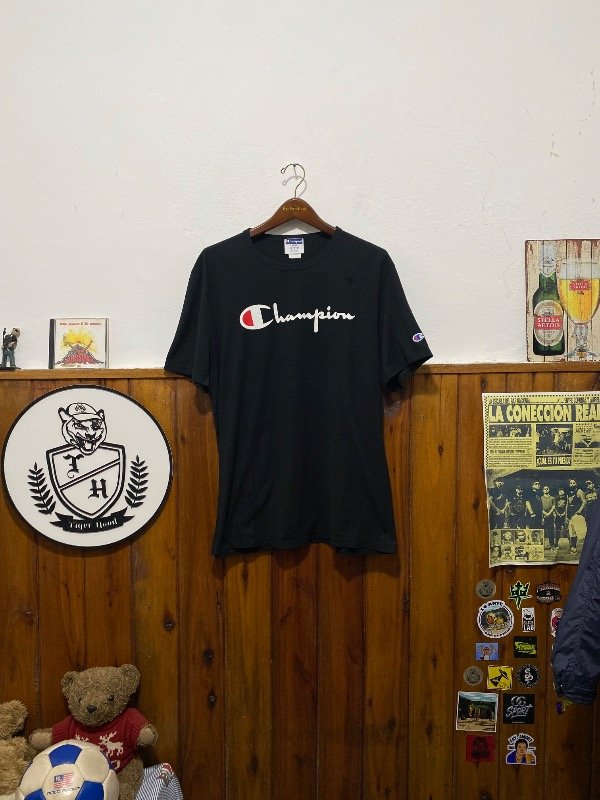 Producto - CHAMPION TEE (L)