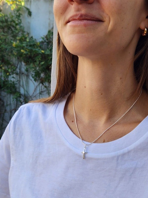 Producto - Collar cruz de plata - 1