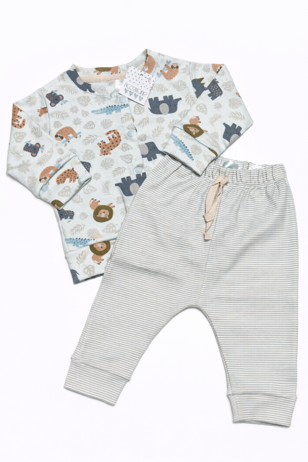 Producto - Campera over celeste animales y babucha rayas interlock