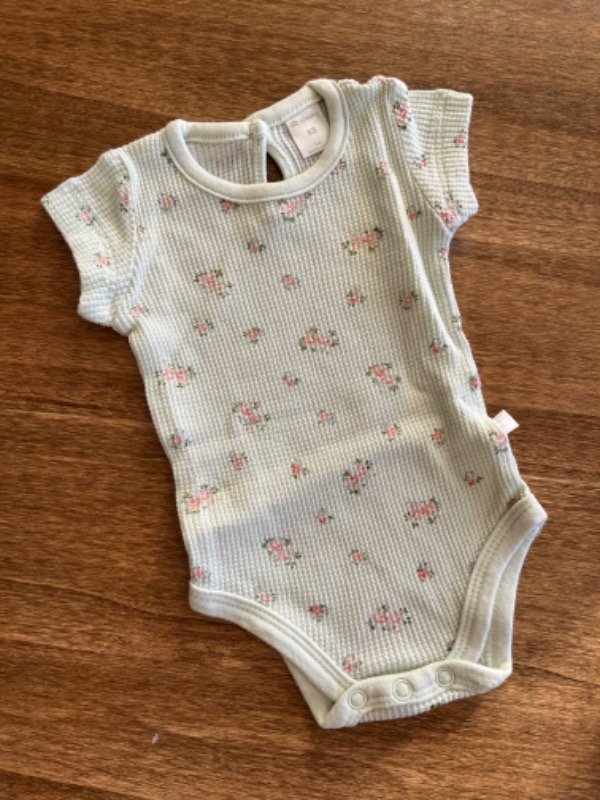 Producto - Body CHEEKY 0/3 meses flores