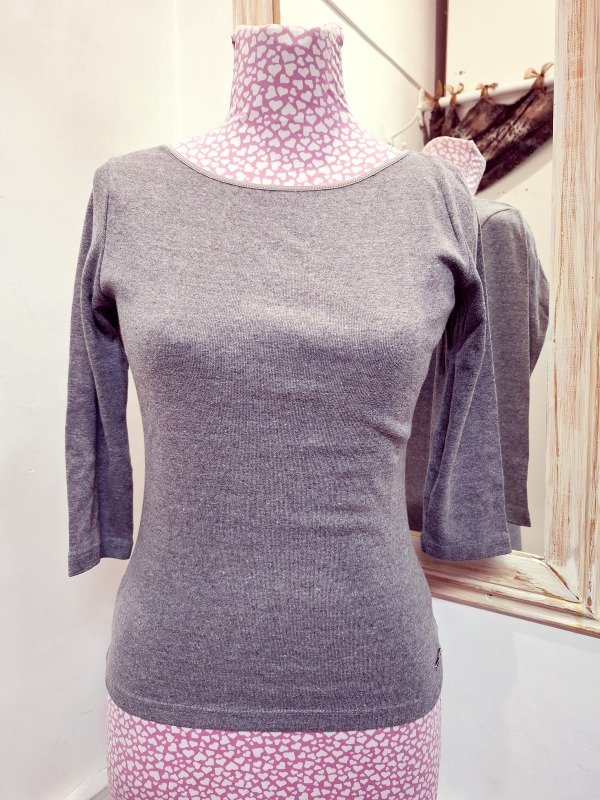 Producto - Camiseta MARKOVA