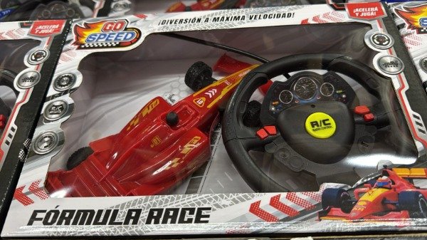 Producto - JG1598106 AUTO FORMULA UNO , CONTROL REMOTO CUATRO CANALES