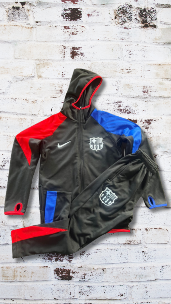 Producto - CONJUNTO CAMPERA Y PANTALON DEL BARCELONA FC