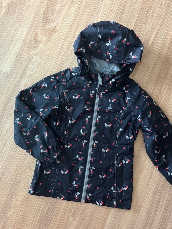Producto - Campera Quechua España 5/6 años