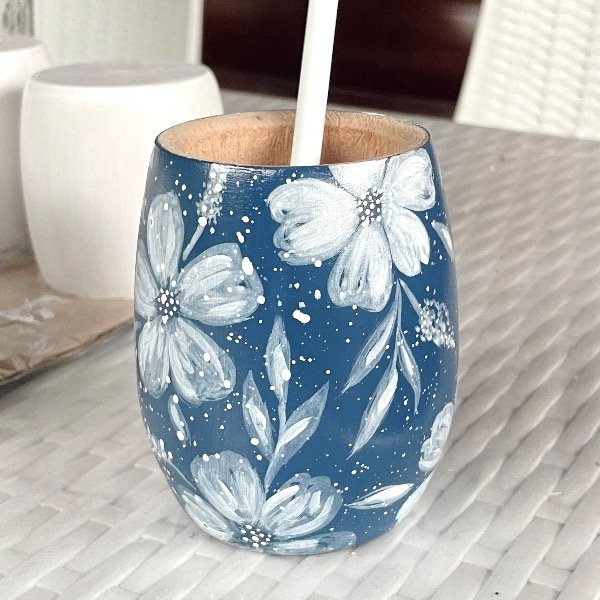 Producto - Mate flores blancas