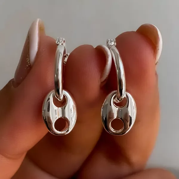 Producto - ARGOLLAS DAI BADGE