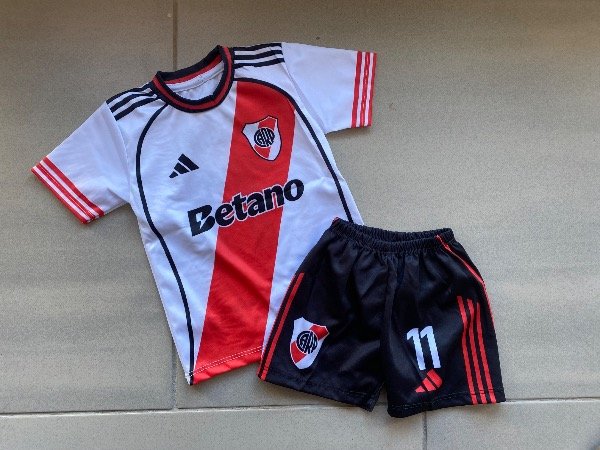 Producto - Conjunto de bebé River