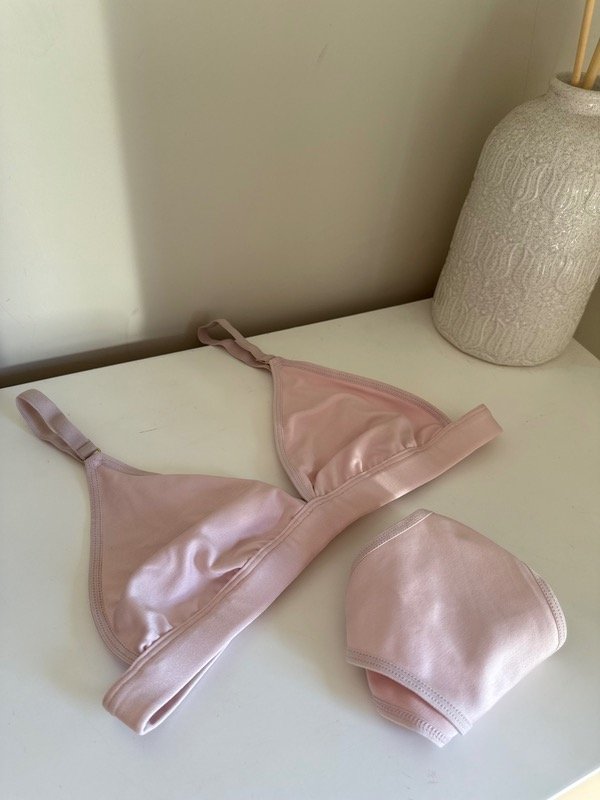 Producto - Conjunto microfibra Basic rosa