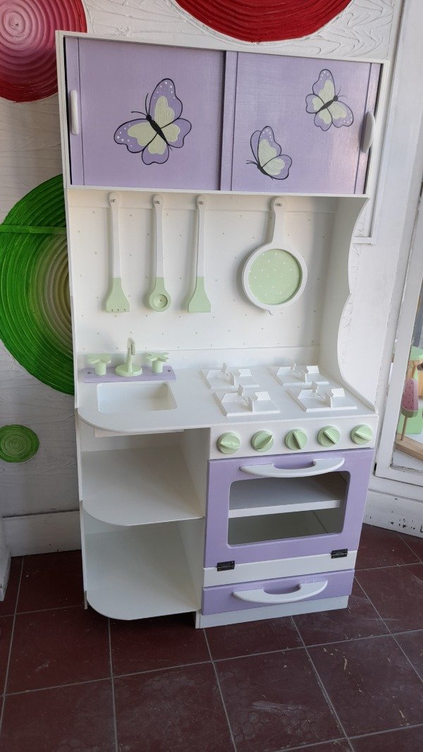 Producto - COCINA CON 4 UTENCILIOS GRANDE