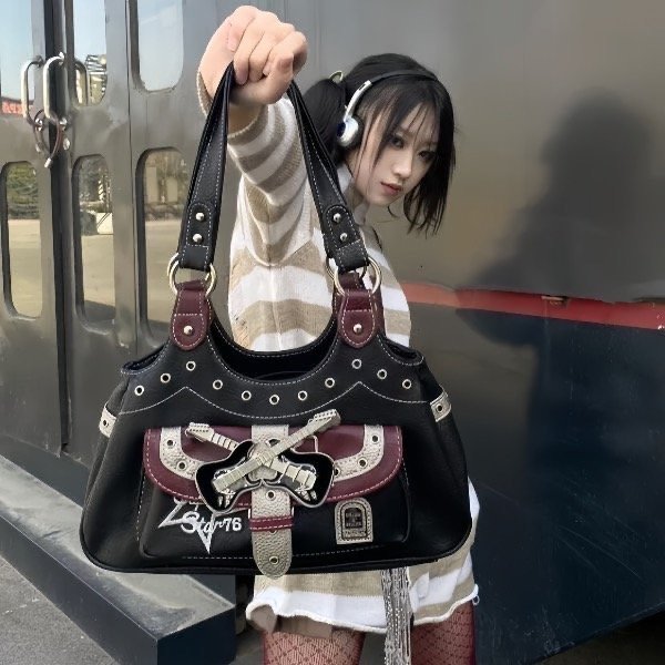 Producto - Cartera rock neg