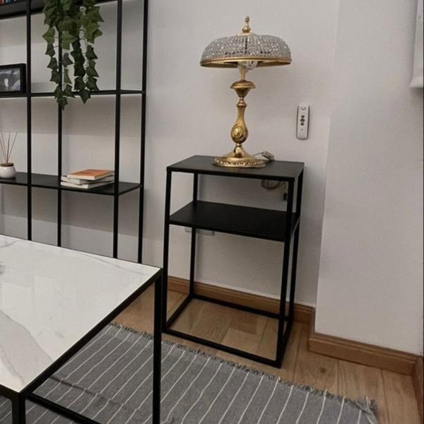 Producto - Mesa de luz Colin Black