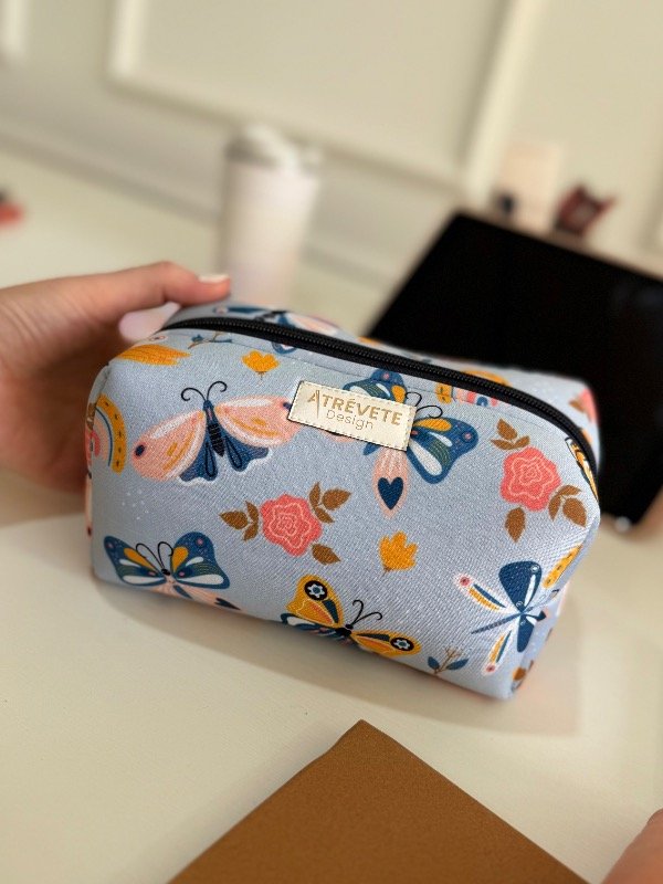 Producto - CARTU CUBO NEOPREN - MARIPOSAS FONDO CELESTE