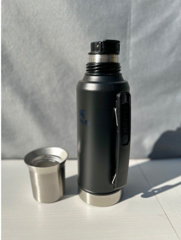 Producto - Termo System Negro 1.2L