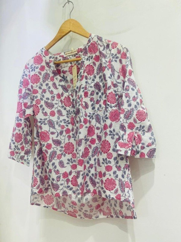 Producto - camisa estampada roja - 1