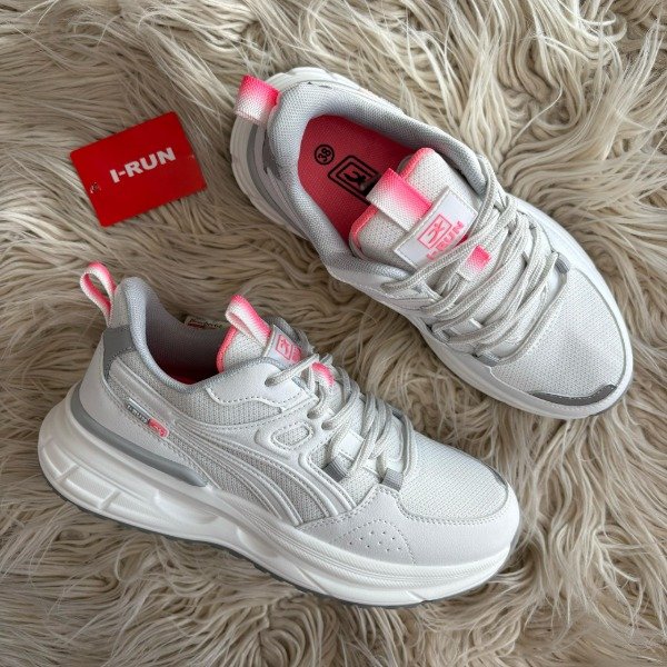 Producto - I run ZOOM blanca