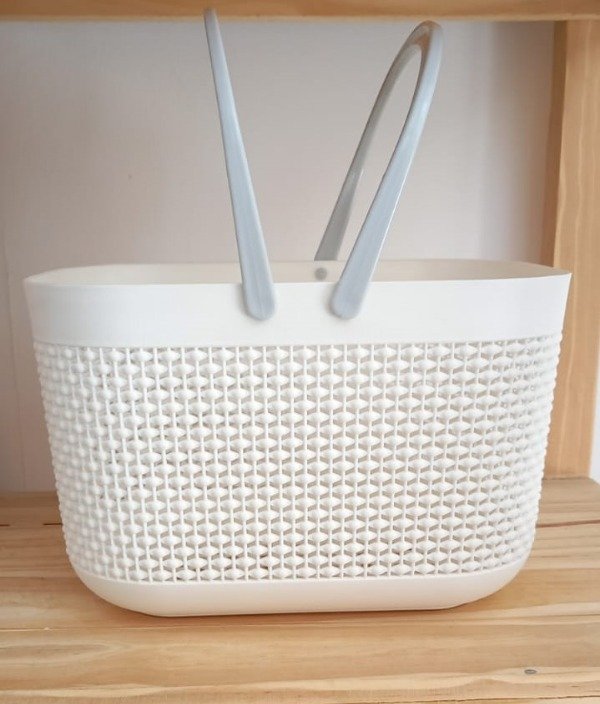 Producto - Canasto de plástico con manija