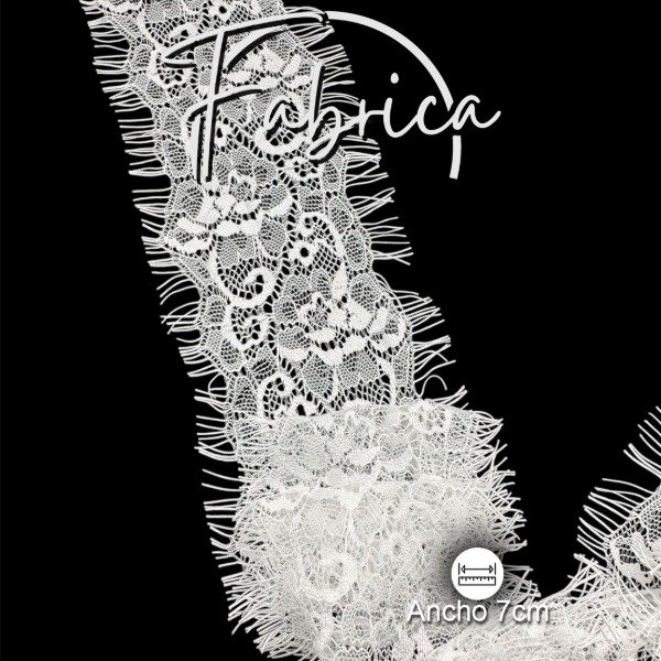 Producto - PS241 Puntilla Blanca angosta rígida con pelitos. Medida: 7cm (por metro)