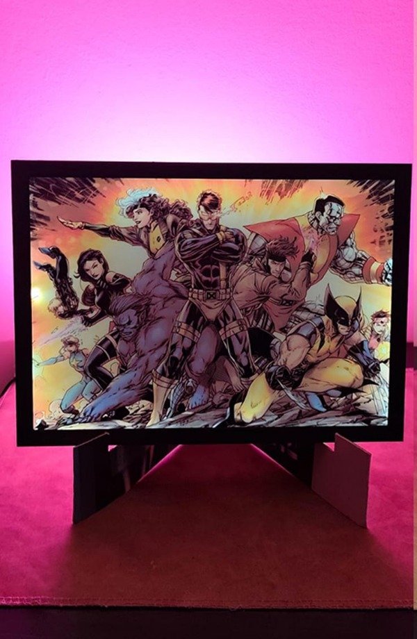 Producto - CUADRO RETROILUMINADO CON LED DE LOS X-MEN
