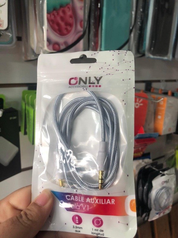 Producto - Cable Auxiliar 1Mtr Only