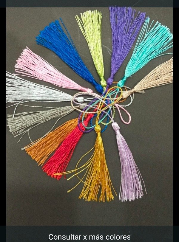 Producto - borlas de 6cm x10