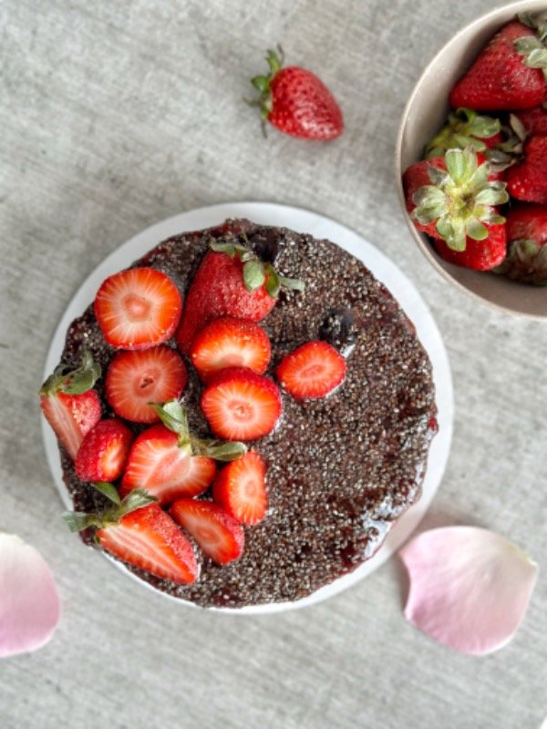 Producto - Pastel de cajú y frutos rojos